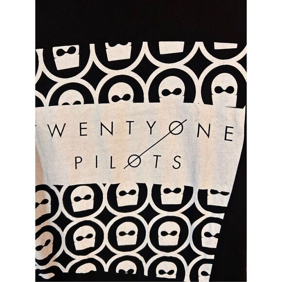 Twenty One Pilots Mask T-Shirt Size Small (4737) - Picture 2 of 4